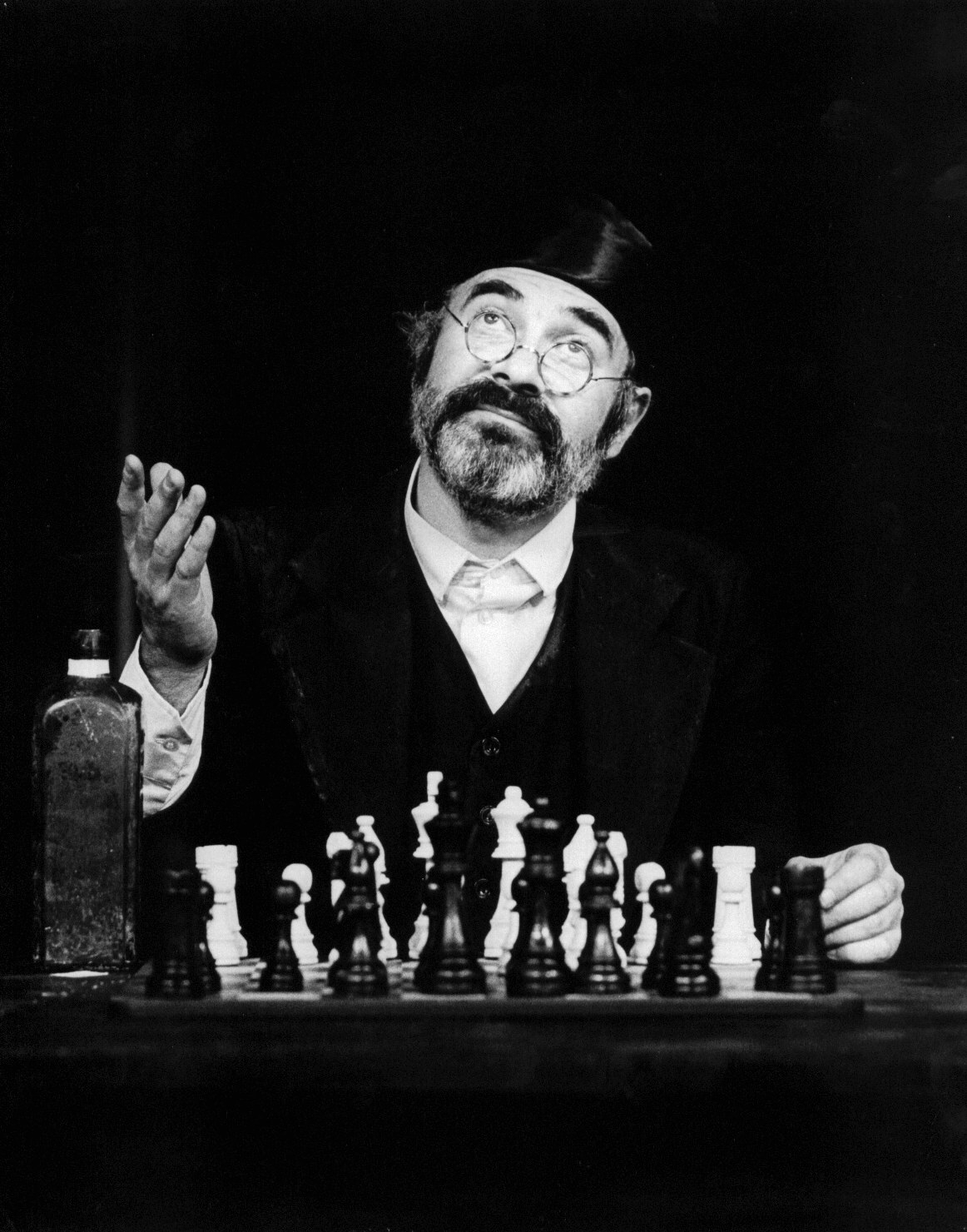 Henri Szeps in Two 1984